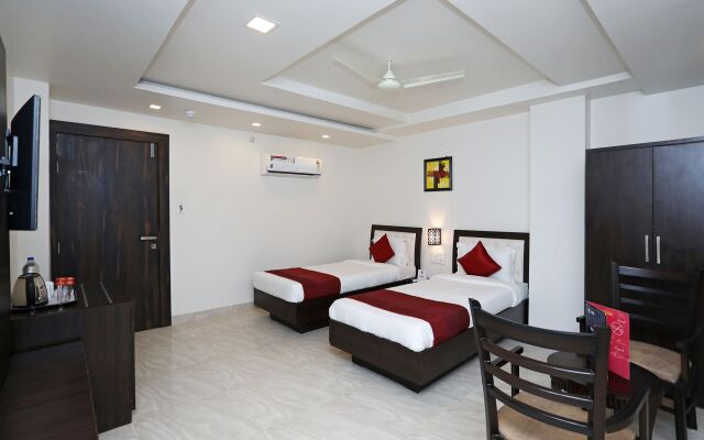 OYO 11375 Hotel G20 Inn