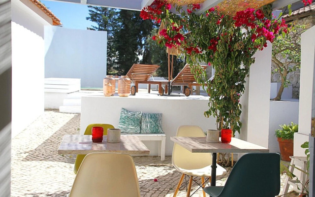 Senhora do Cabo Meco