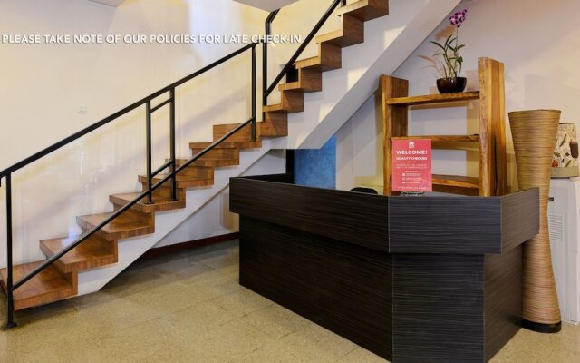 ZEN Rooms Terogong Near Pondok Indah