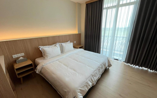 Eastwood Valley Golf  Country Club – Guest Rooms – Miri