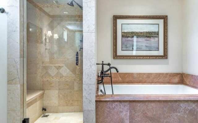 Platinum Vail Ritz-carlton 4 Bedroom Mountain Residence Just One Block From the Eagle Bahn Gondola