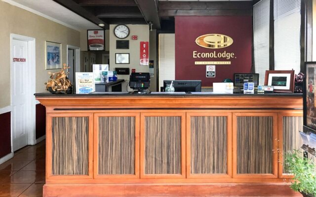 Perry Inn & Suites By Capital O National Fairground GA I 75