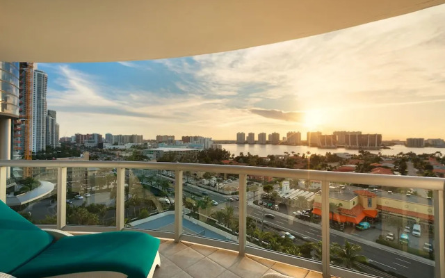 MARENAS BEACH RESORT by Miami And The Beaches Rentals