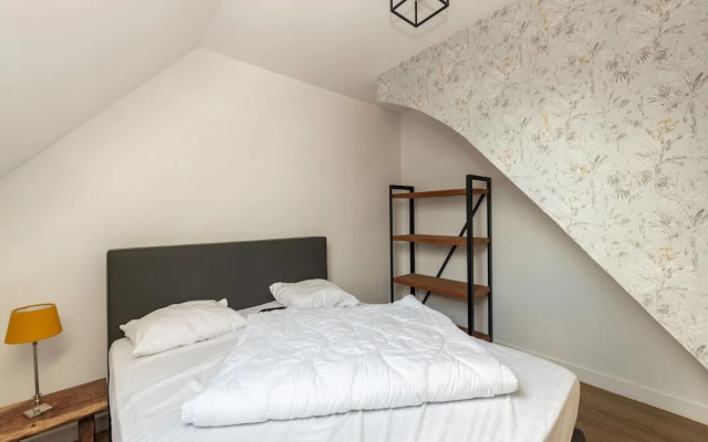 Modern Home by the Sea