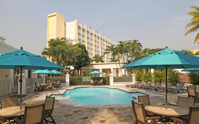 Real InterContinental San Salvador at Metrocentro Mall by IHG
