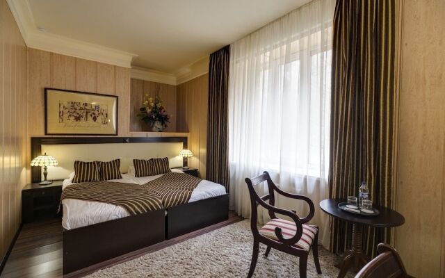 Баден-Баден Отель