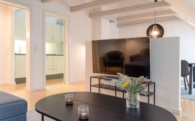 Sanders Canal - Chic 2-bdr Apt in Arhus Center