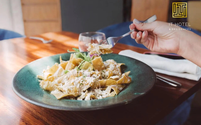 IT Boutique Hotel & Restaurant