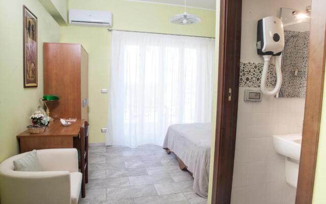Etna Sea House