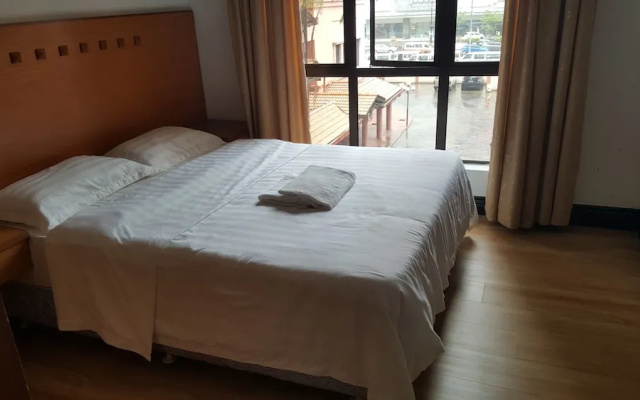 Ideal Holiday Apartment Marina Court