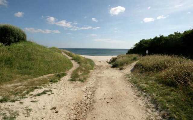 Elite Holiday Home with Private Pool in Plouhinec France