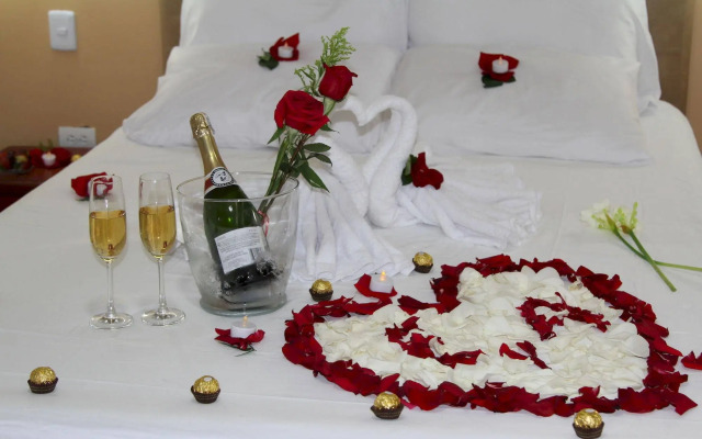Hotel Azuan Suites By Geh Suites