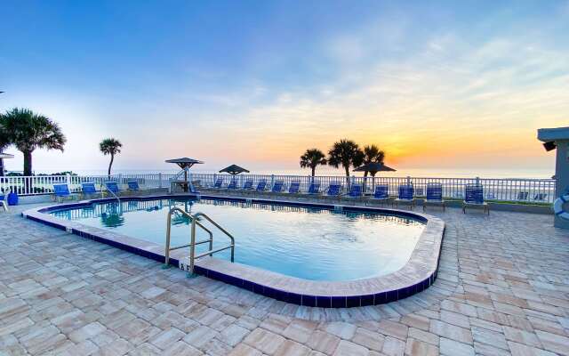 Ocean Court Beachfront Hotel