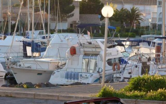 Studio Naturist Village