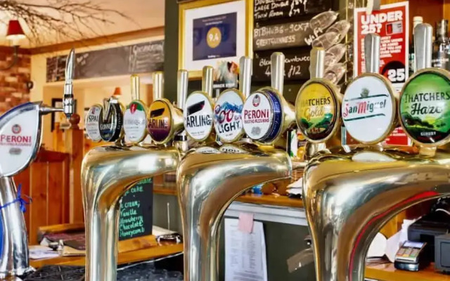 Usk And Railway Inn