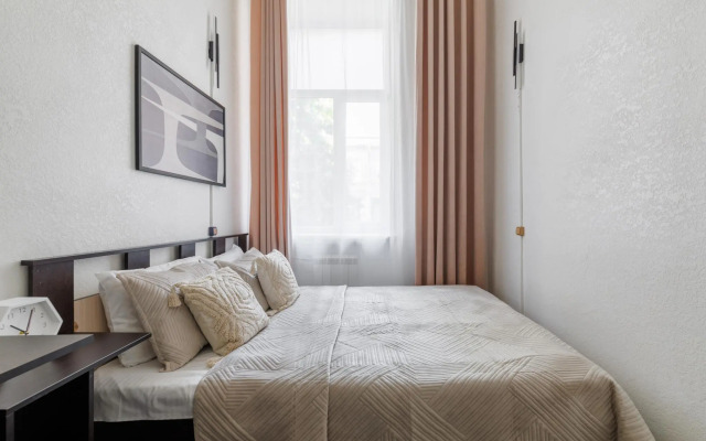 DeRent Aparts (ДеРент Апартс) на проспекте Владимирский 8