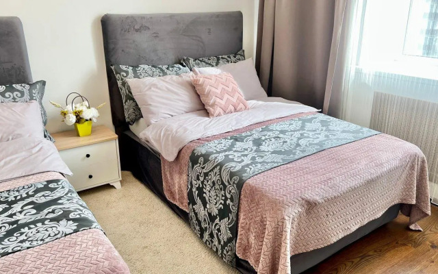 SpaHome (SpaHome) on Kutuzovsky Prospekt 4/2