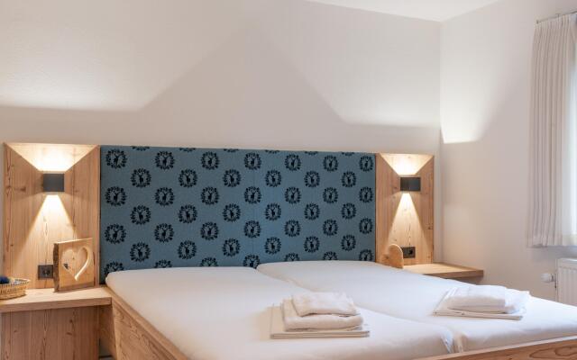 Chalet Love the Alps, 22pax, near ski lift