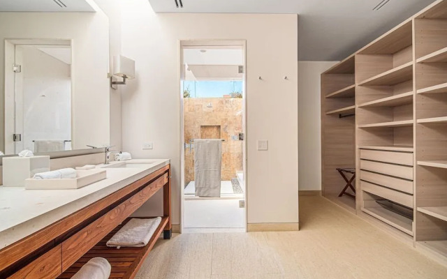 Zadun Los Cabos, a Ritz-Carlton Reserve Residence