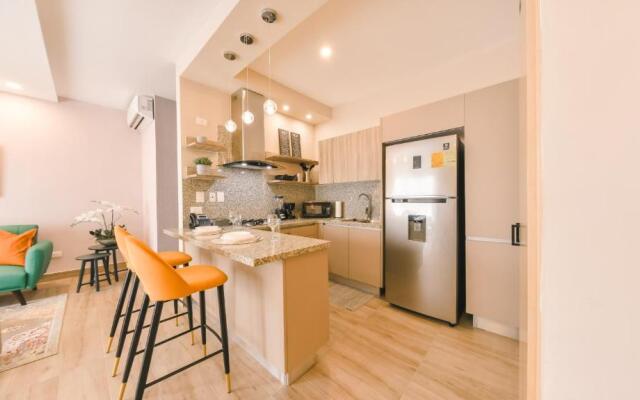 Fully Serviced Apartment at Regatta Living II - 6C