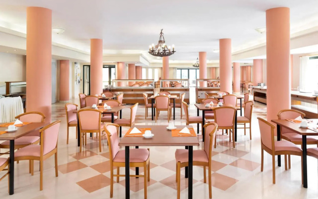 Century Resort Villas