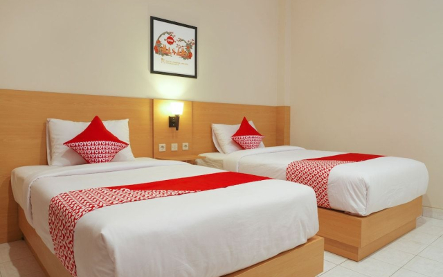 OYO 902 Hotel Pondok Anggun