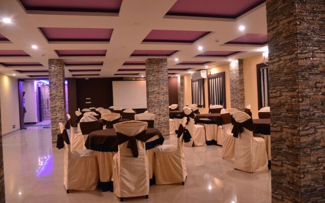 Dolphin Chocolate Inn