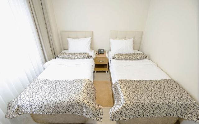 Life Otel