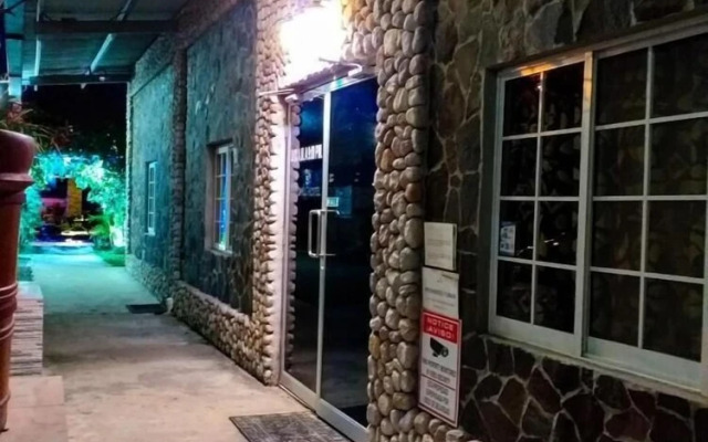 Windmill Hostel