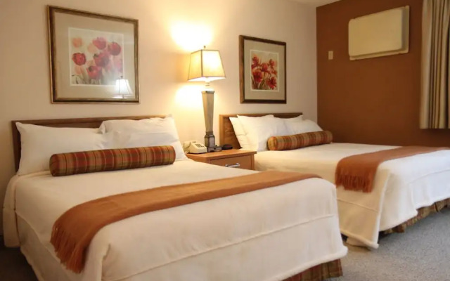 Brentwood Inn & Suites