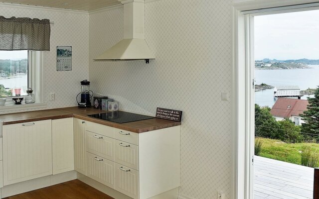 Holiday Home in Bakkasund