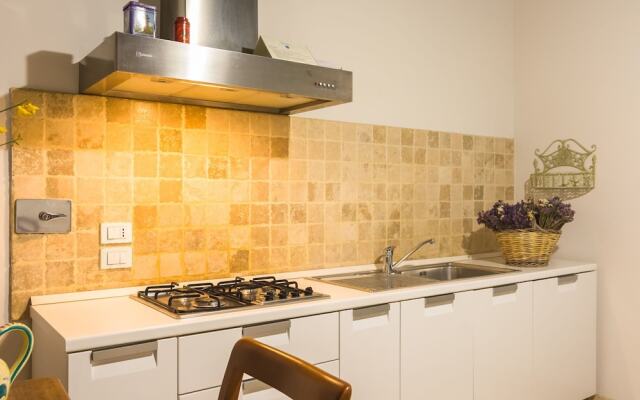 Pleasant Farmhouse in Rapolano Terme With Swimming Pool