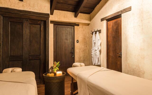El Convento Boutique Hotel