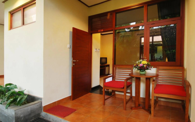 Yulia Beach Inn Kuta