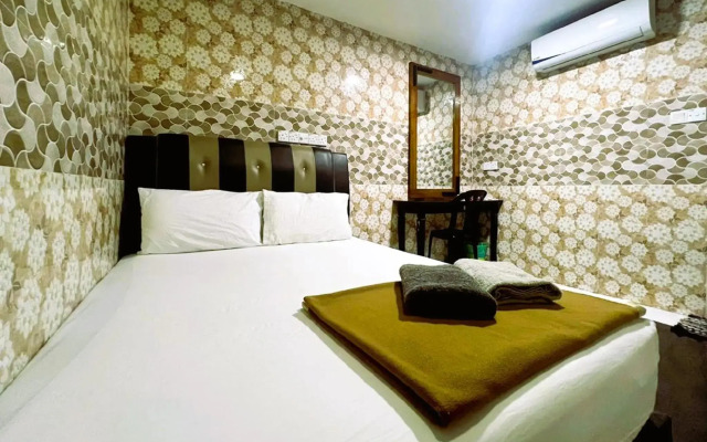 ARK Taman Melawati Hotel