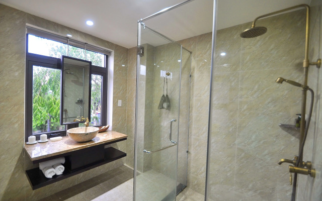 The Quin Riverside Villa