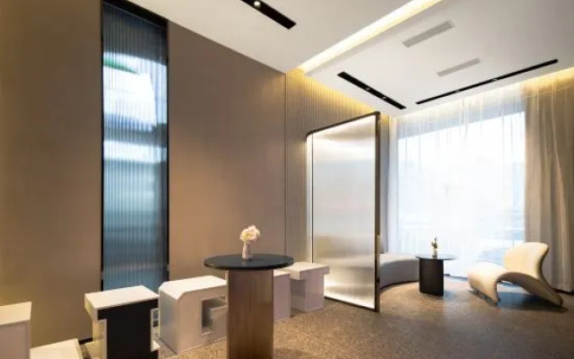 Shenyang Yuhong Square Subway Station  Huanghai Road Light Residence Hotel