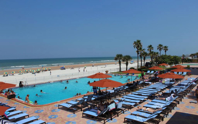Plaza Resort & Spa