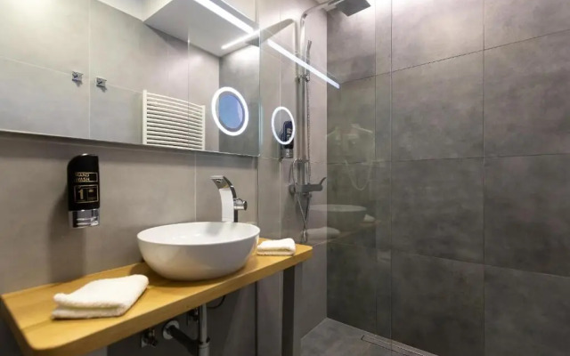 Darovanský Dvůr - Wellness & Golf Hotel