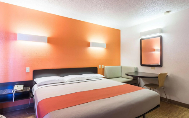 Motel 6 Arkadelphia, AR