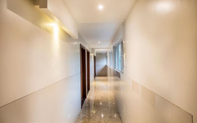 FabHotel Spring inn