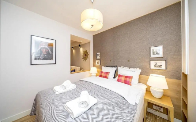 Golden Apartament by Your Freedom