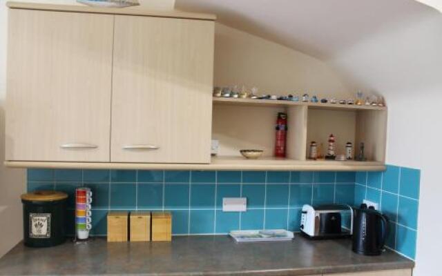 Number 6 Braeside Mews