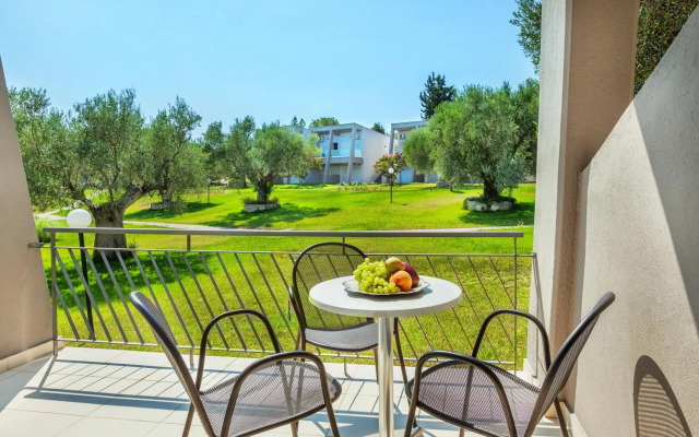 Iris Hotel