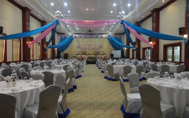Mawlamyaing Strand Hotel