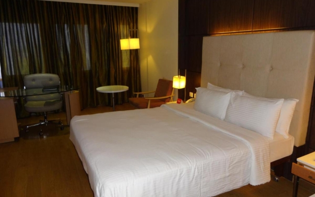 Hotel Savera