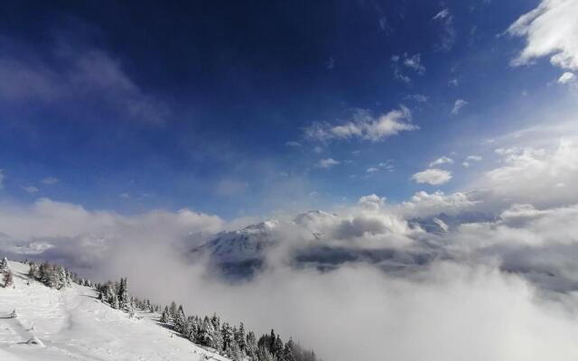 Bergperle Apartments & Mountain Sport