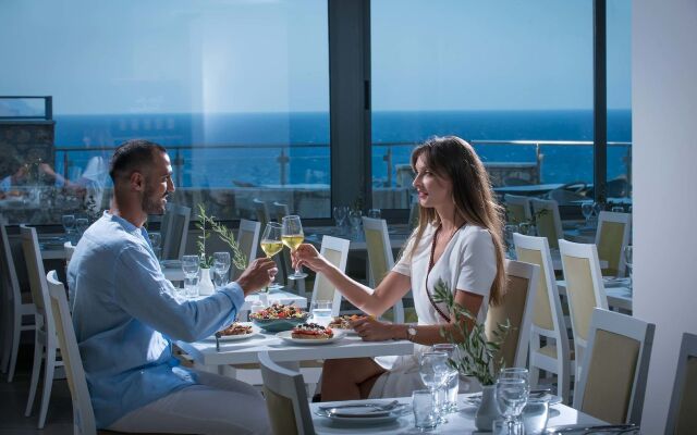 Mistral Mare Hotel