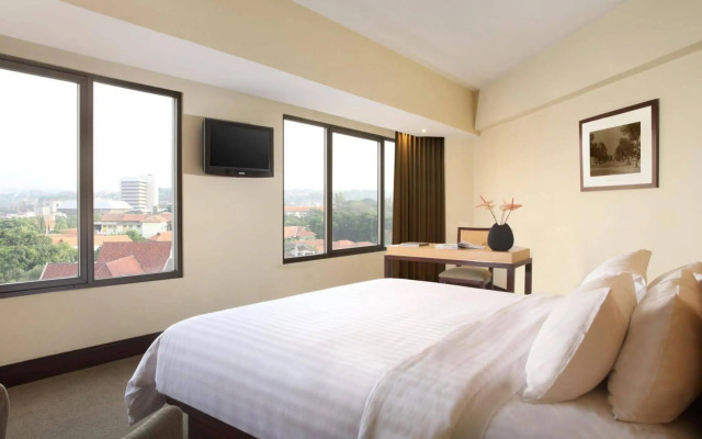 Hotel Santika Premiere Semarang