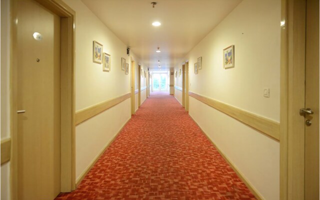 Derby Green Hotel